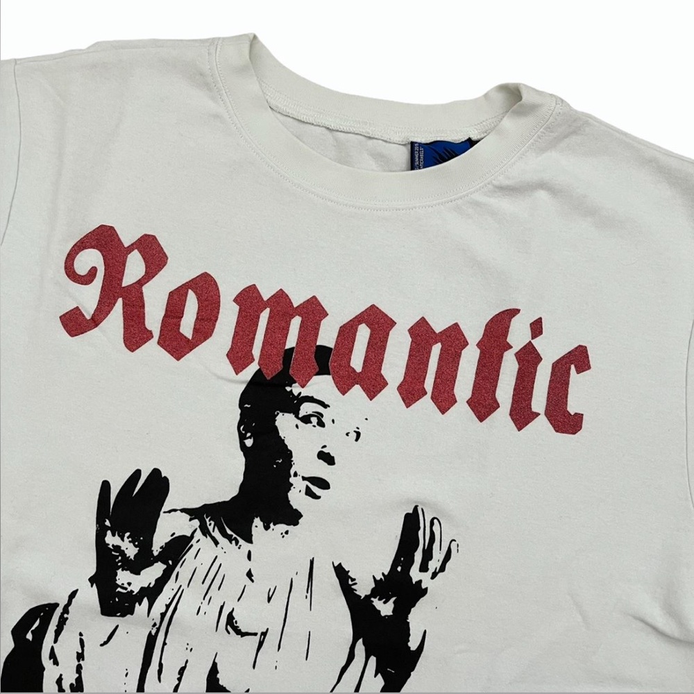 Romantic Graphic T-Shirt
